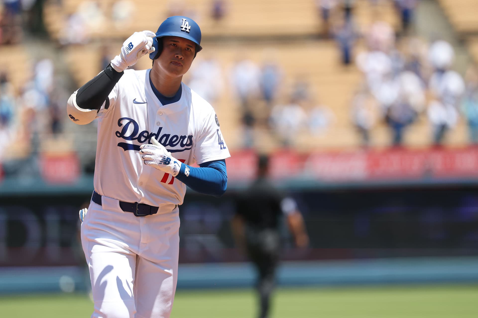Dodgers Defy Odds, Defeat Twins in Thrilling Finale