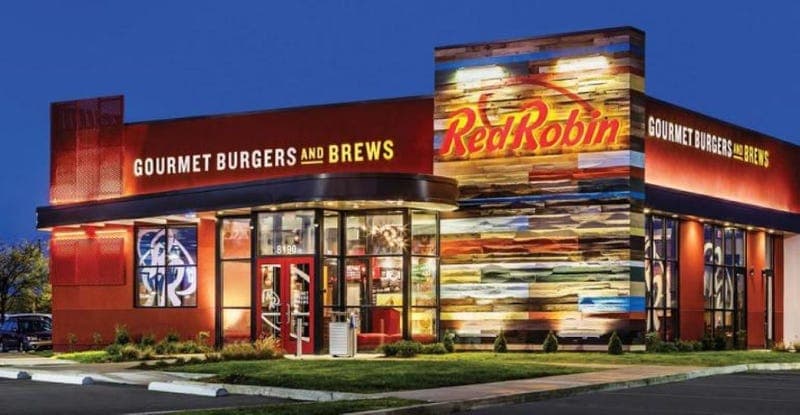 Red Robin's Chief People Officer Exits Amid Severance Talks