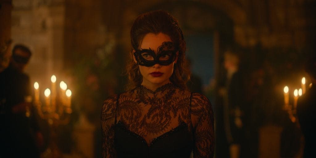 Pregnant Nan Flees Masquerade Ball, Leaving Titles and Lovers Behind