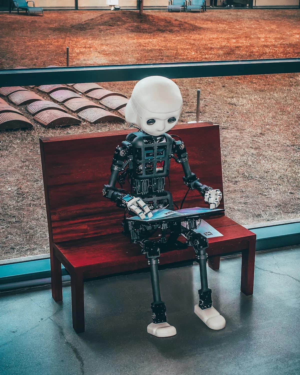 Cantor Fitzgerald Bullish on CoreWeave, Sees AI Opportunity