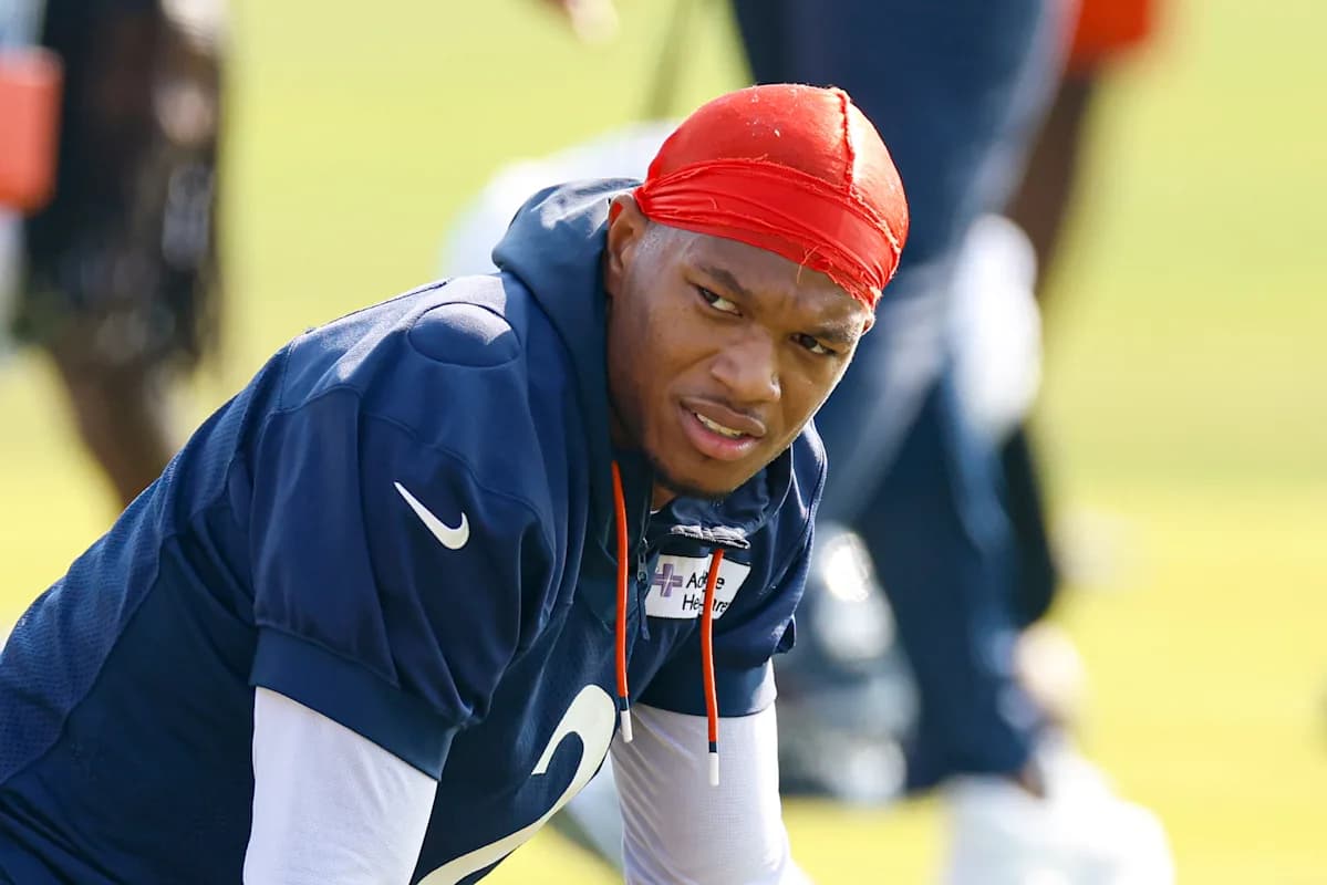 Bears' Offensive Guru Unleashes DJ Moore's Versatility
