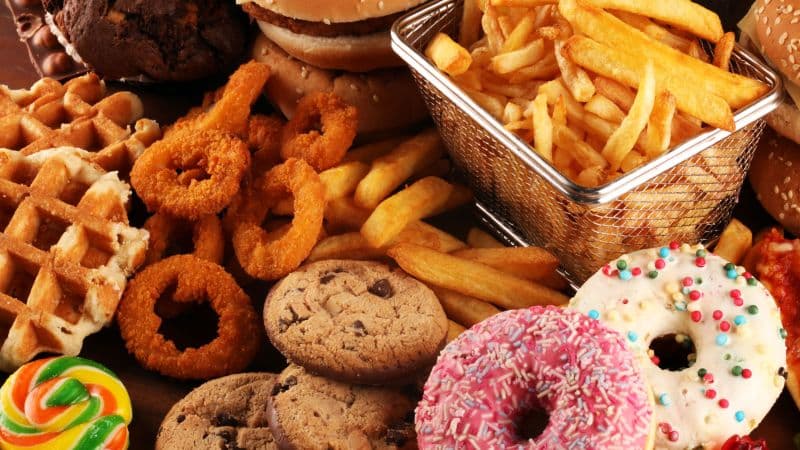 Ex-FDA Head Pushes to Restrict Additives in Ultraprocessed Foods