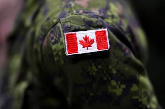 Canadian Army Commander Vows to Eradicate Extremism in the Ranks