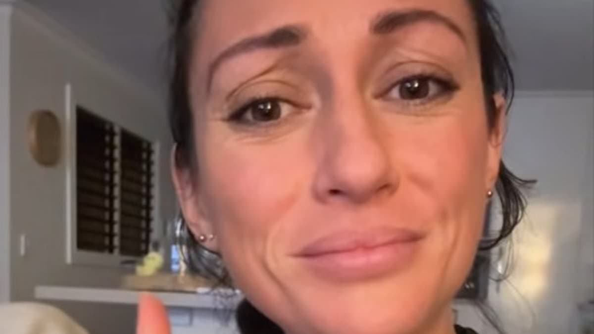 Expat Blasts Aussies for 'Friendship Snobbery': Locals Accused of Excluding Newcomers