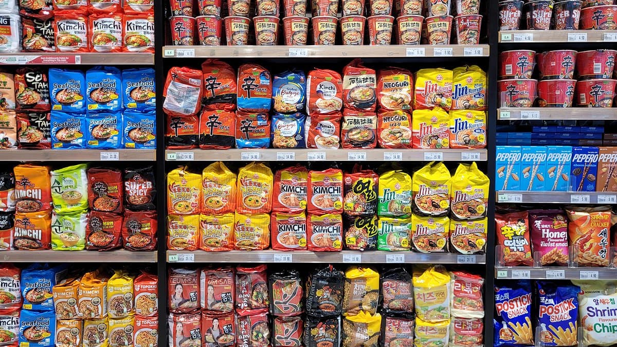 Tragic Death: 13-Year-Old Boy Dies After Eating Raw Instant Noodles