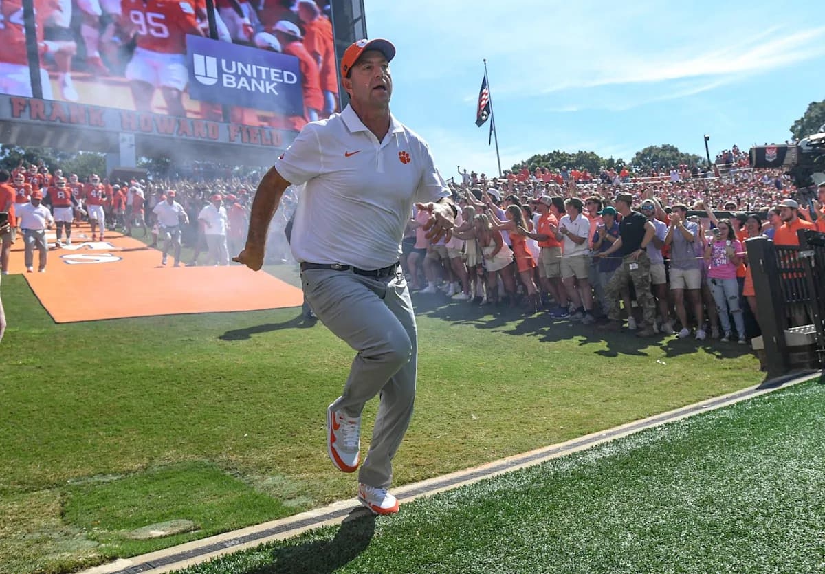 Clemson and LSU Clash in Epic "Death Valley" Showdown