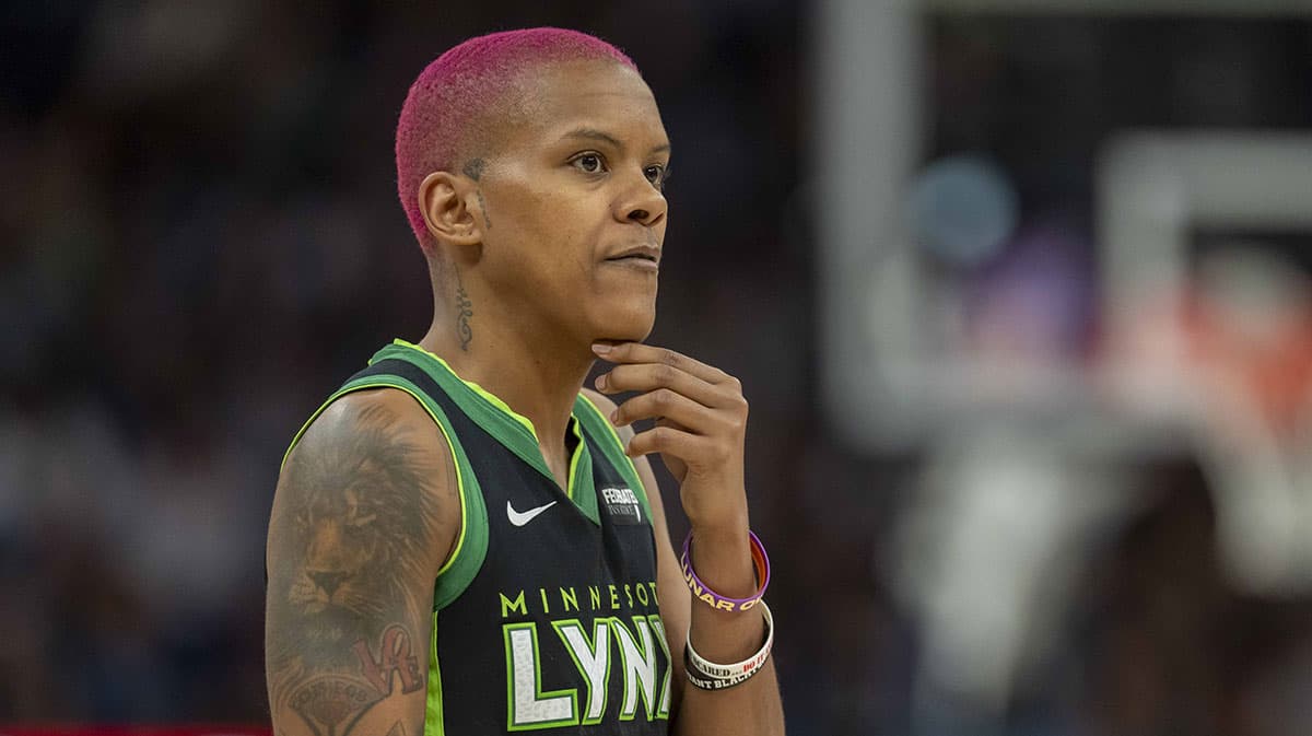 Lynx Star Courtney Williams Breaks Franchise Assist Record