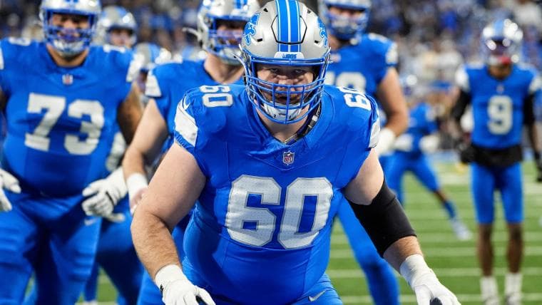 Lions Offensive Lineman Suffers Injury Scare During Practice