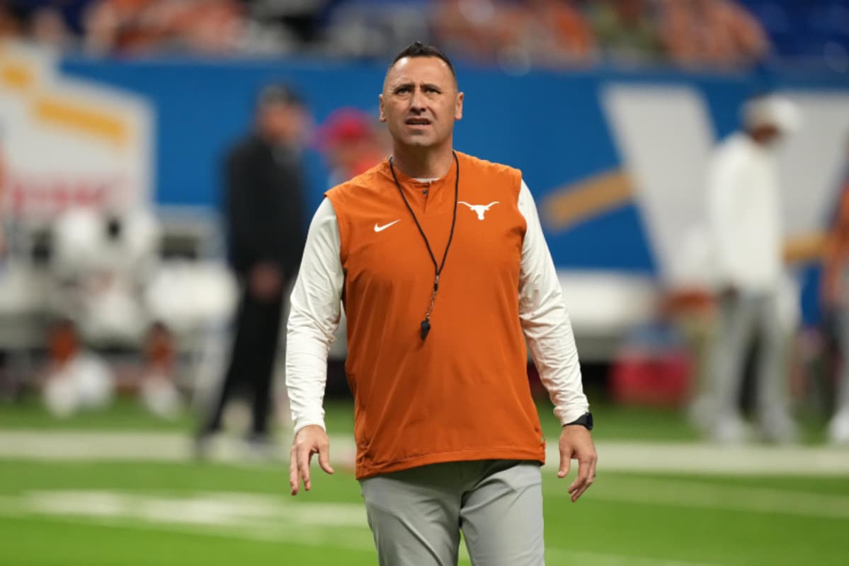 Arch Manning's Debut Fuels $400 Ticket Prices for Texas-Ohio State Showdown