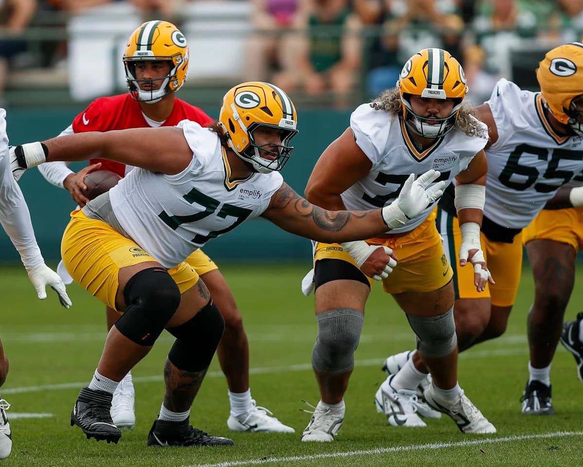 Packers' Left Tackle Battle Intensifies Ahead of Season