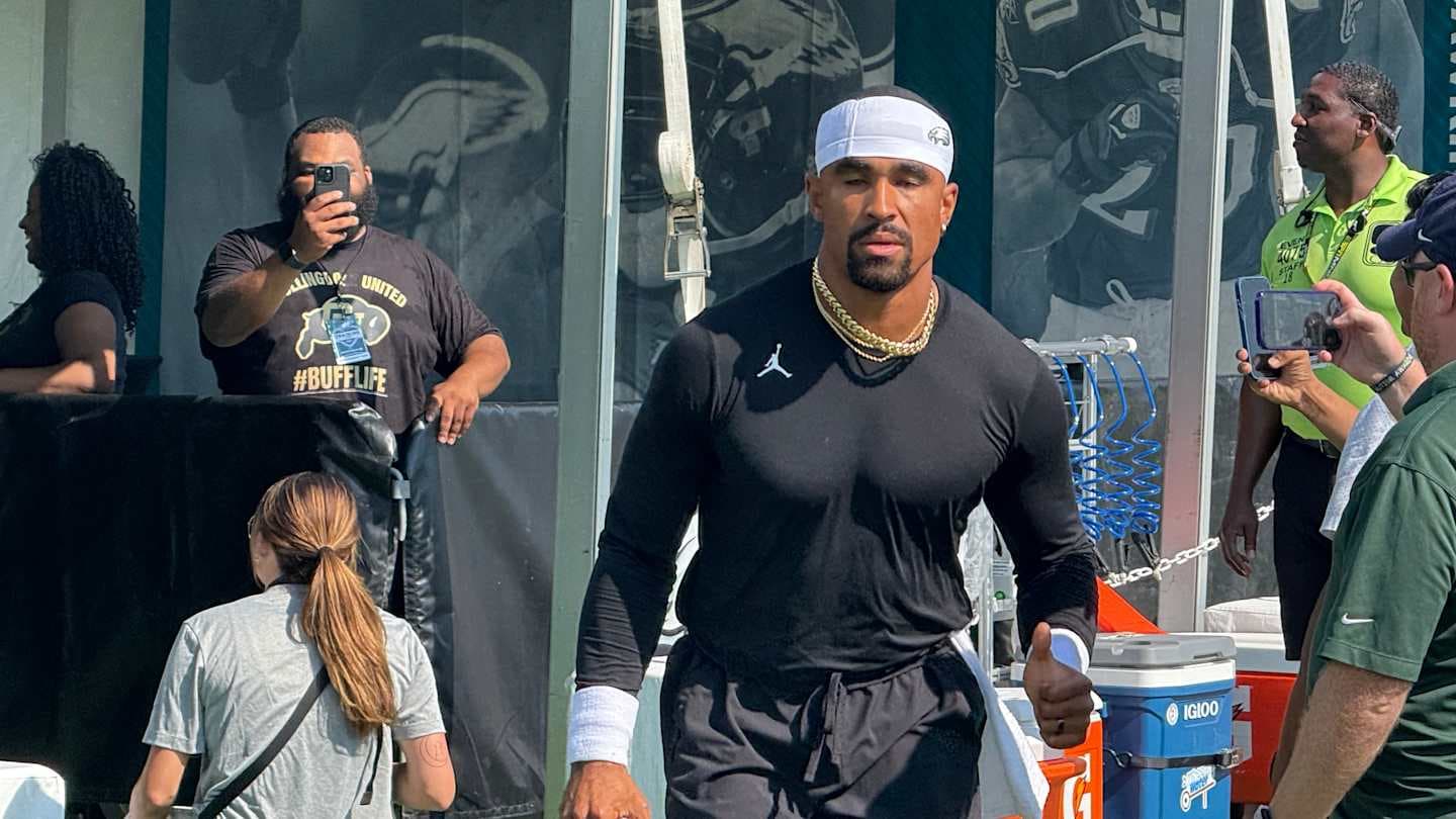 Eagles QB Hurts Throws First Interception, But Remains Unfazed