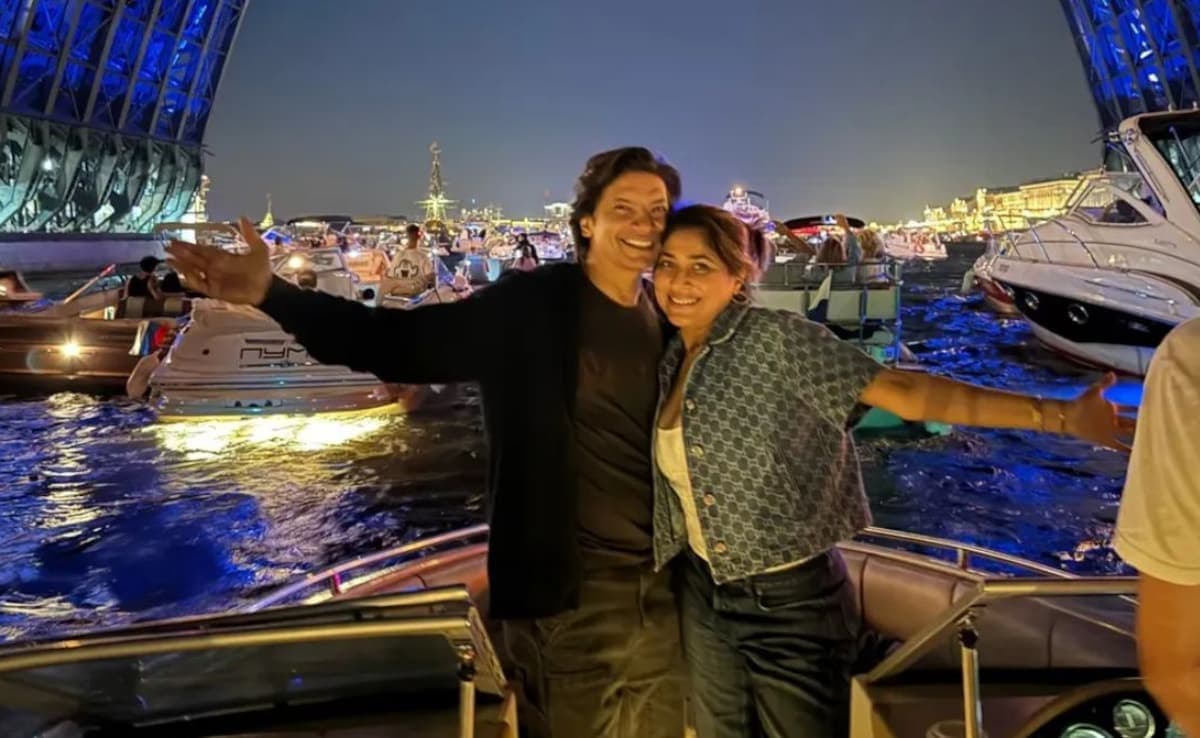 Bollywood Star Shaan Shares Stunning Snaps from His Russian Adventure