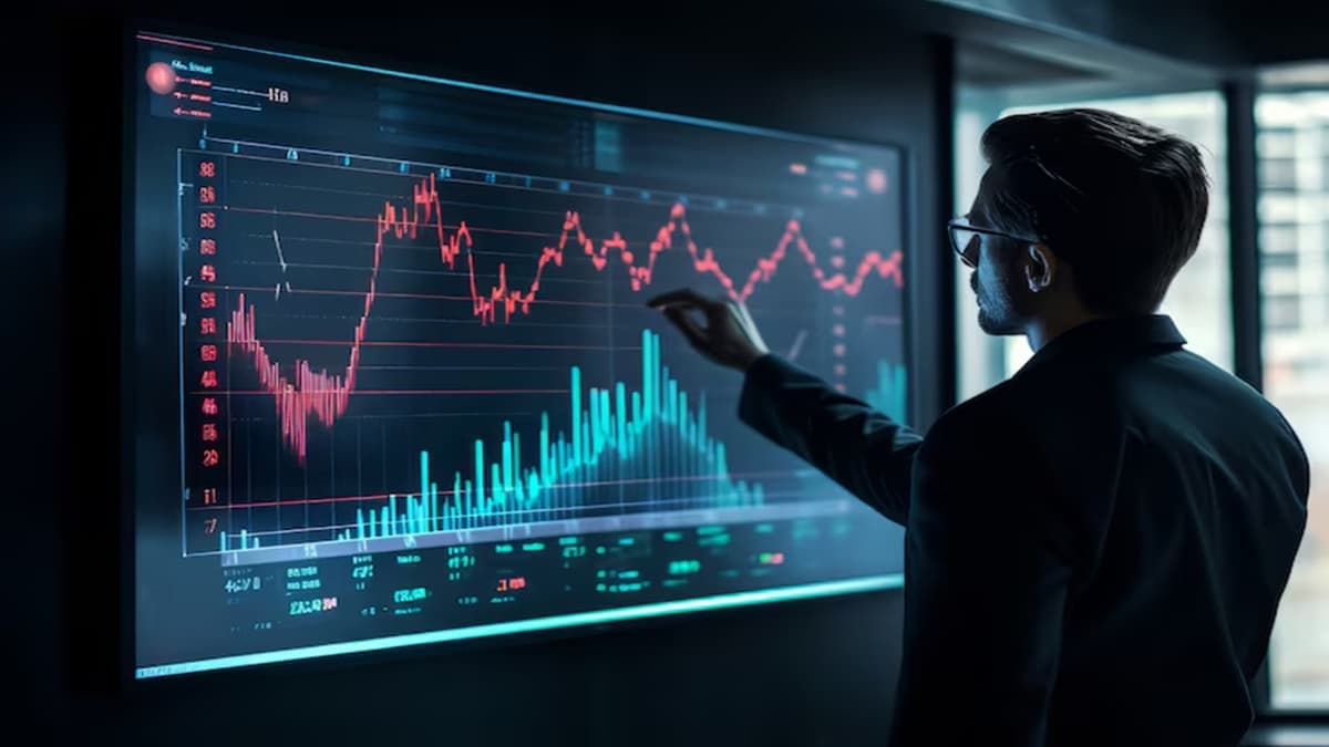 Investors Bet on 10% of Stocks as Benchmark Indices Plummet