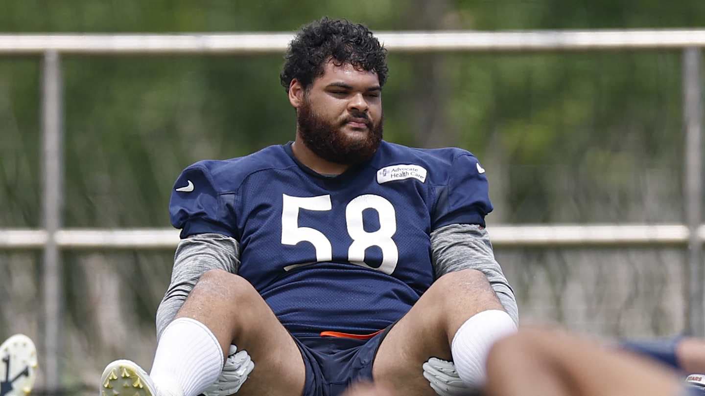 Bears' Prized Offseason Acquisition Darnell Wright Suffers Injury Scare