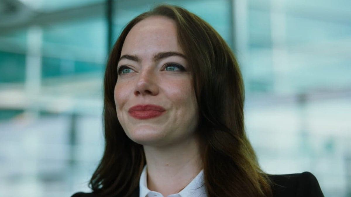 Conspiracy Theorist Kidnaps Powerful CEO, Convinced She's an Alien