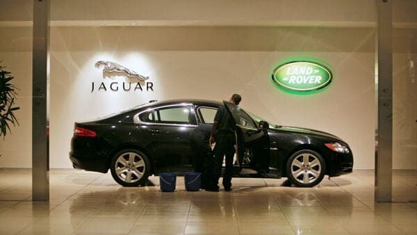 Jaguar Land Rover CEO Exits Amid Tariff Woes and Jaguar Brand Overhaul