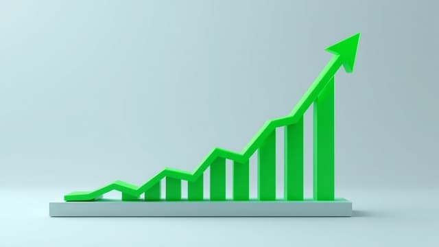 Bitcoin Outperforms Legacy Assets as Dollar Weakens