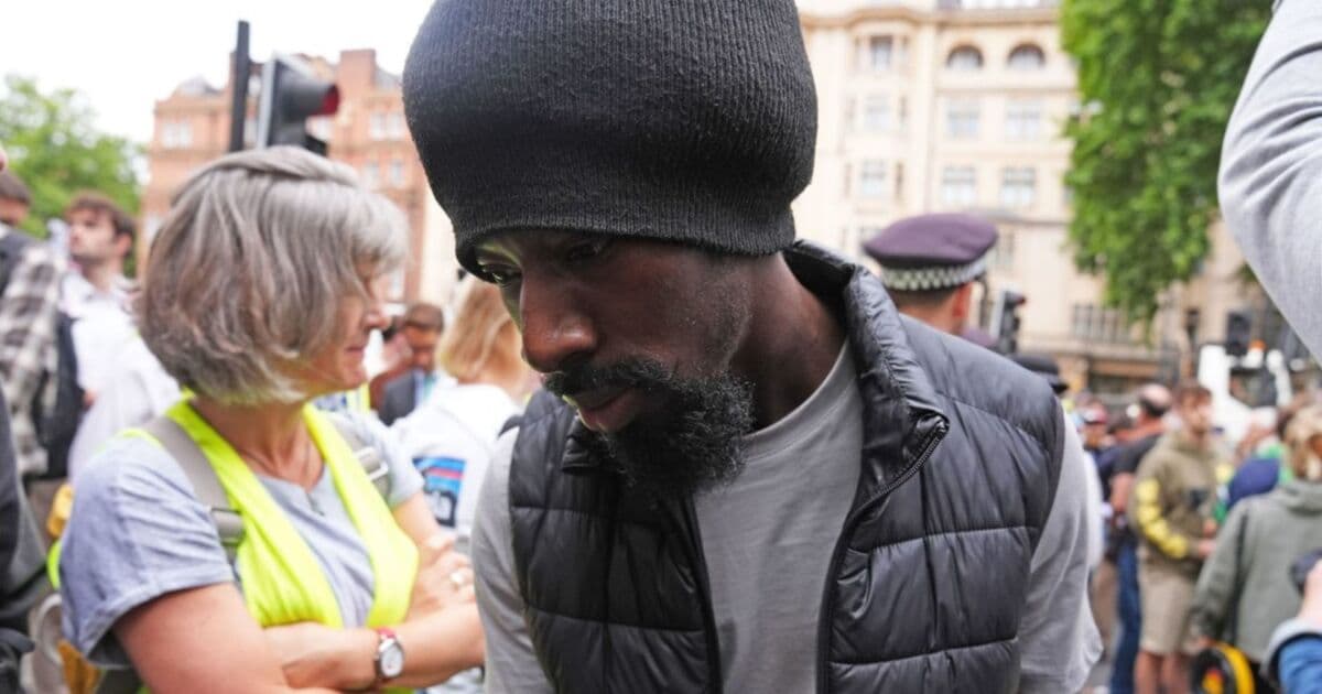 Homeless Man Charged with Over 100 Counts of Fare Dodging on London Trains
