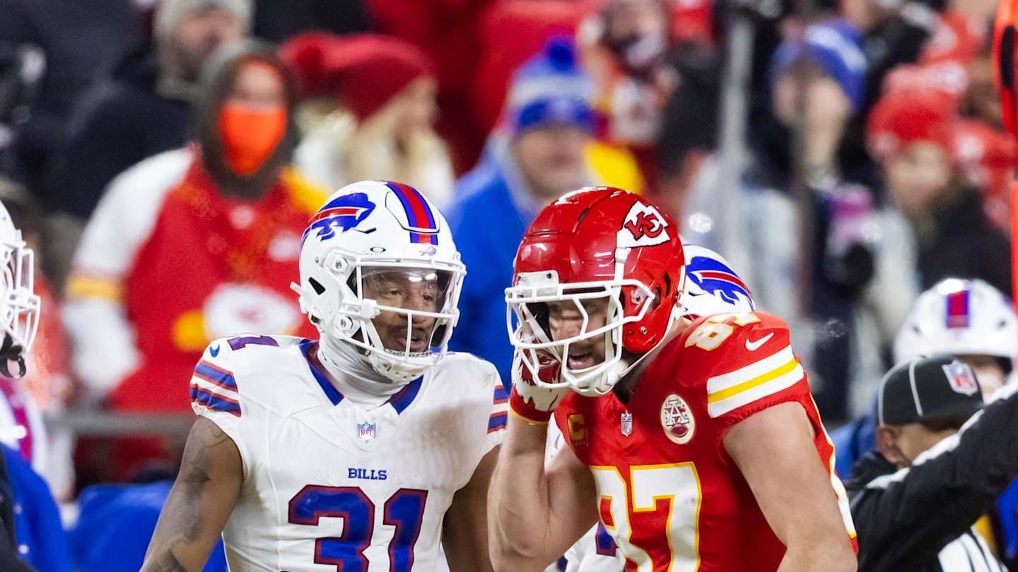 Dolphins Pursue Top Free Agent CB Rasul Douglas, Negotiations Ongoing