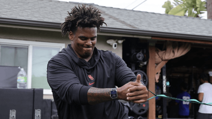 All-American Lineman Elija Harmon Gears Up for Top College Visits
