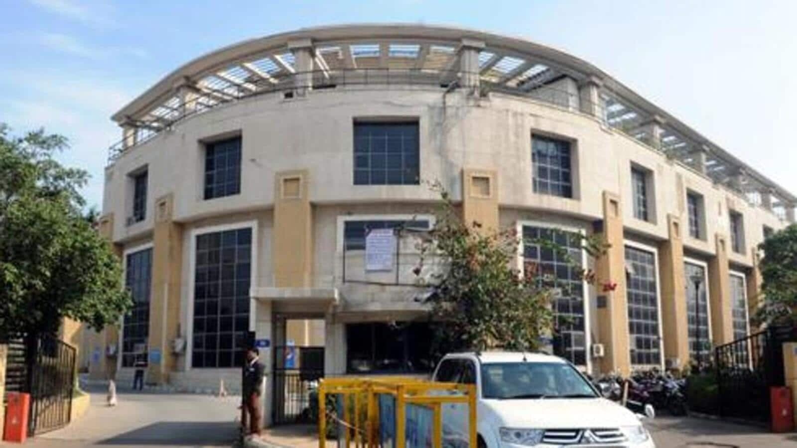 Gurugram Authorities Impose ₹2.3L in Fines, Seize 9 Vehicles in Waste Crackdown