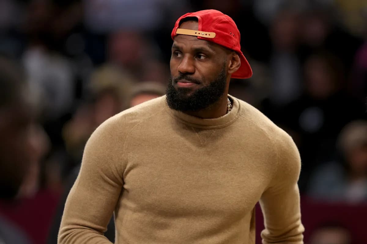 LeBron Loses Limelight as Doncic Becomes Lakers' New Priority