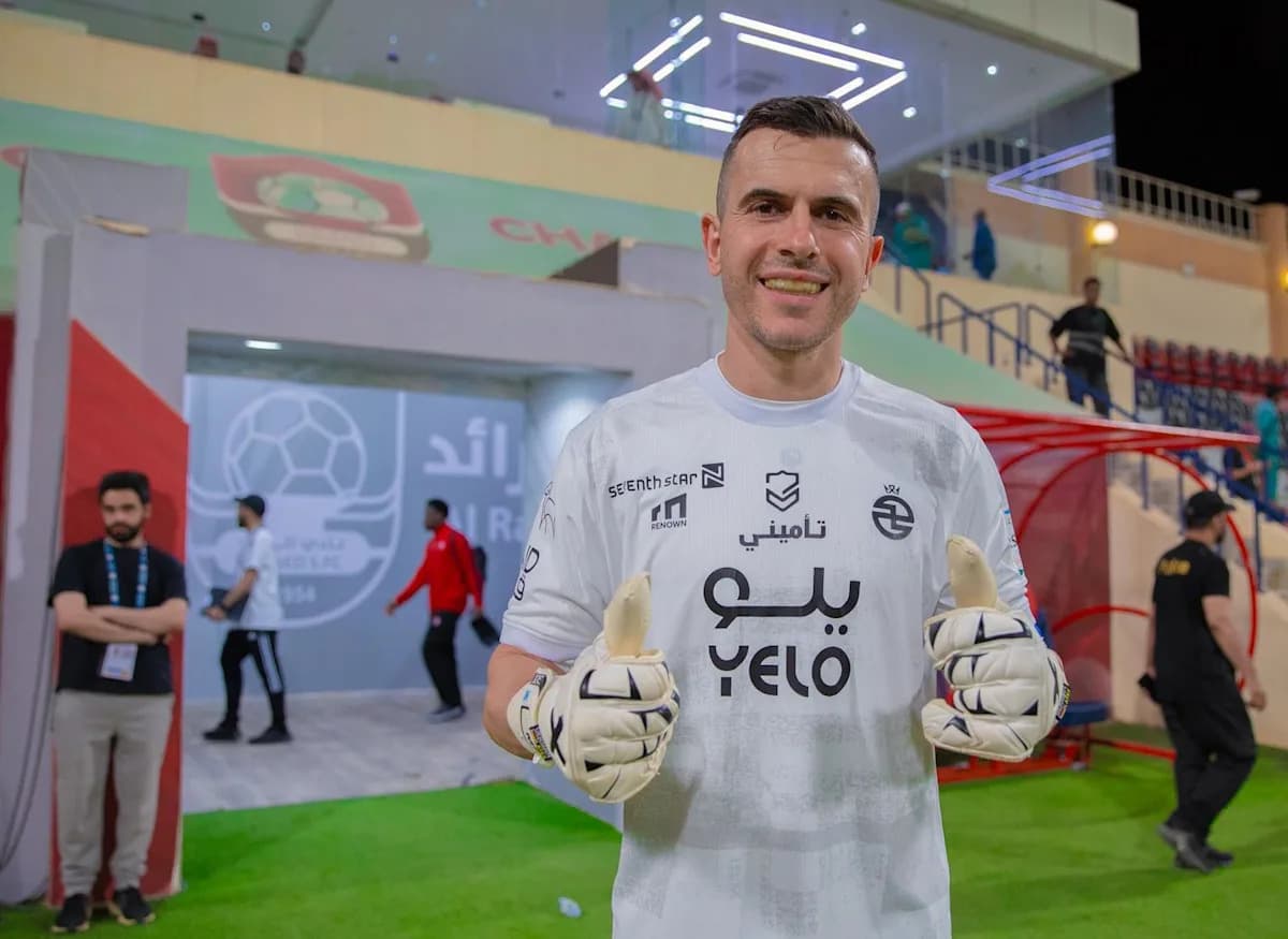 38-Year-Old Goalkeeper Defies Age with Standout Performance