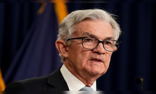 Fed Chair Powell Signals Openness to Rate Cut Amid Economic Risks