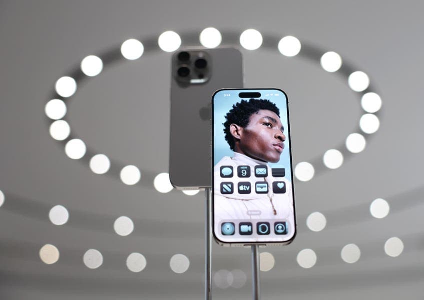 Apple Rushes to Patch Critical Security Flaw Exploited in Attacks