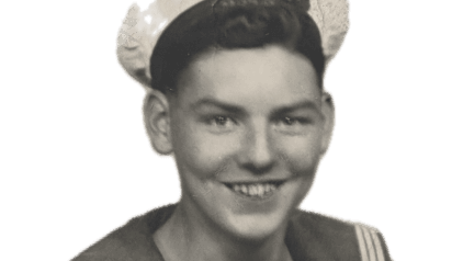 Veteran, 101, Honored for D-Day and Royal Service