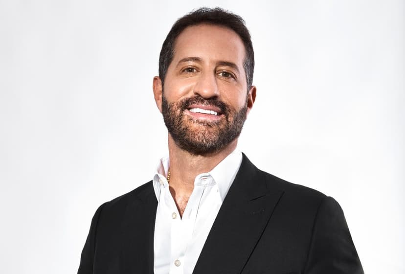 Comedian Modi Extends Acclaimed Tour, Culminating in Iconic NYC Show