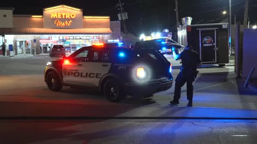Men Attacked While Eating Ice Cream