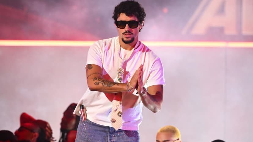 Swift, Bad Bunny Lead 2026 iHeartRadio Noms