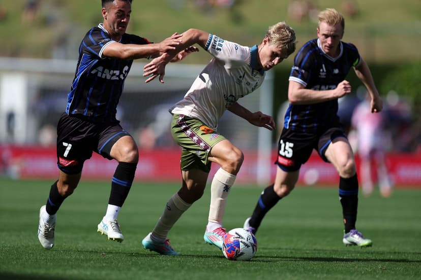 A-League Clash: Roar vs Auckland for Top Spot