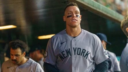 Yankees' Aaron Judge Dealing With Rib Stress Fracture