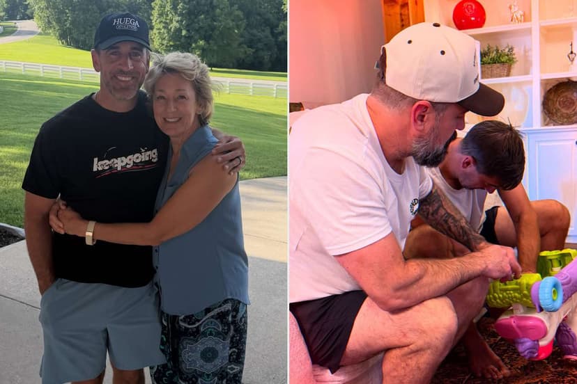 Aaron Rodgers Reunites With Estranged Family
