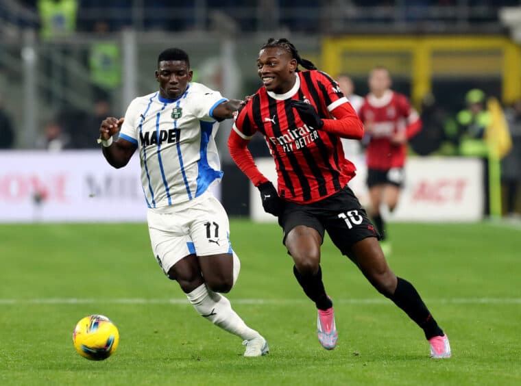 Milan Aims for Serie A Lead vs Sassuolo