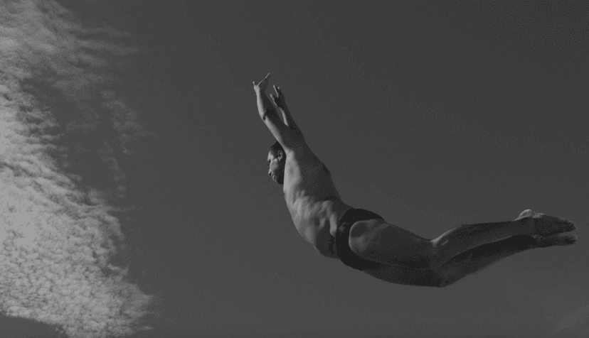 Acapulco Cliff Divers Defy Gravity & Death