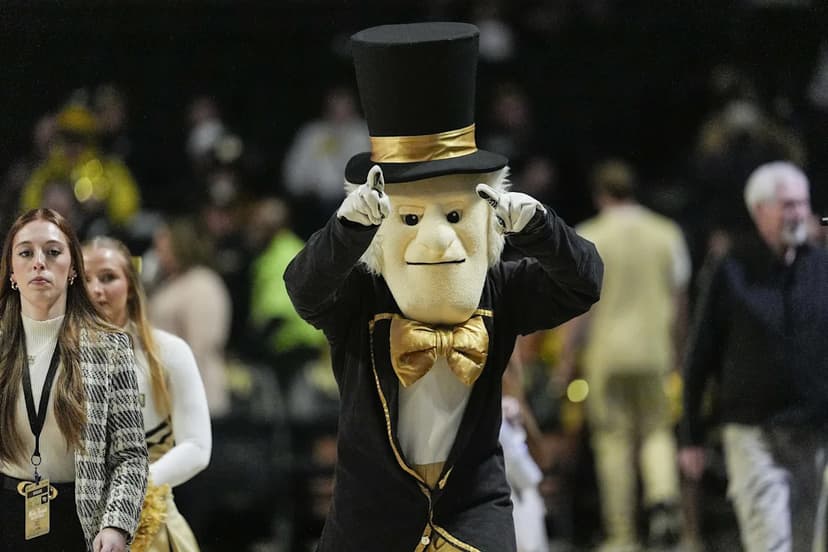 ACC Thriller: Wake Forest Nips Memphis in Buzzer-Beater!