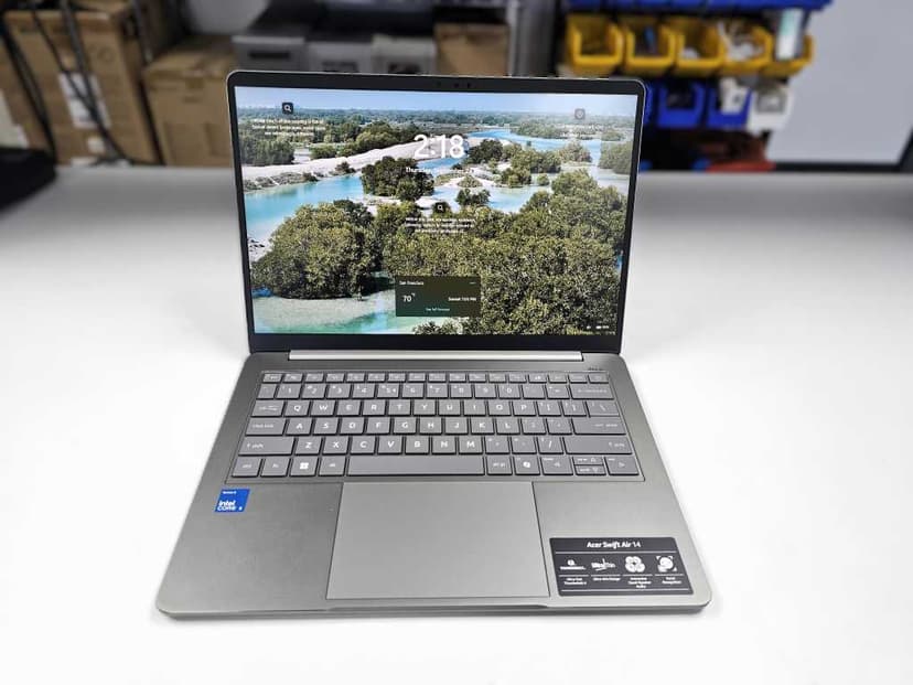 Acer Swift Air 14: $699 Laptop Compromises on RAM