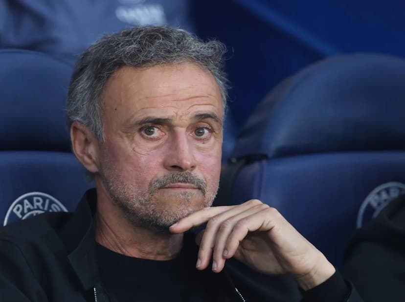 Hakimi Injury Casts Shadow on PSG's Champions League Hopes