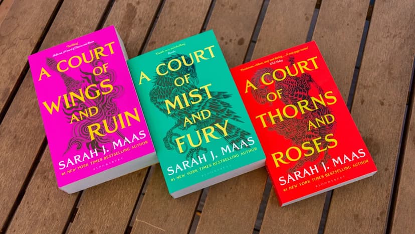 Sarah J Maas Reveals Next Two Acotar Books