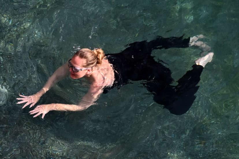 Adele Dives Into Acting Career On Italian Coast