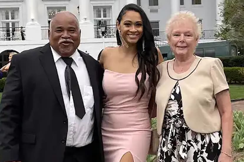 Adoption Secret: Adoptive Mom Kept Contact for 17 Years