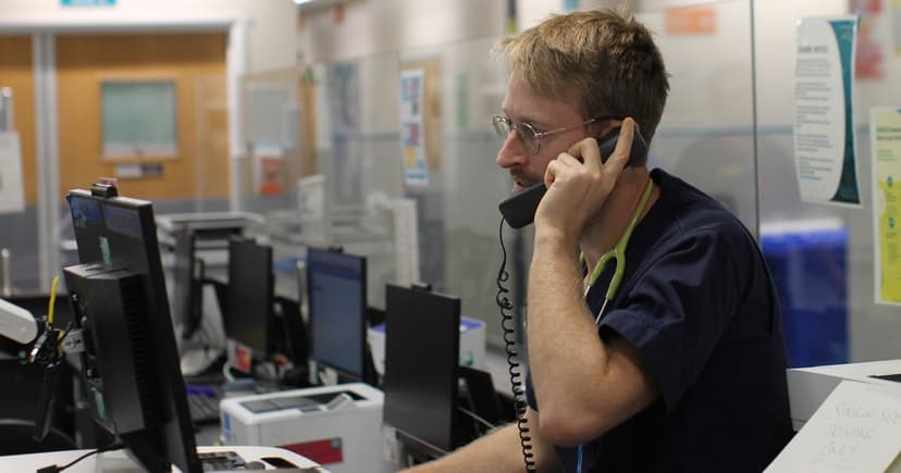 A&E Night Shift: Life and Death on the Line