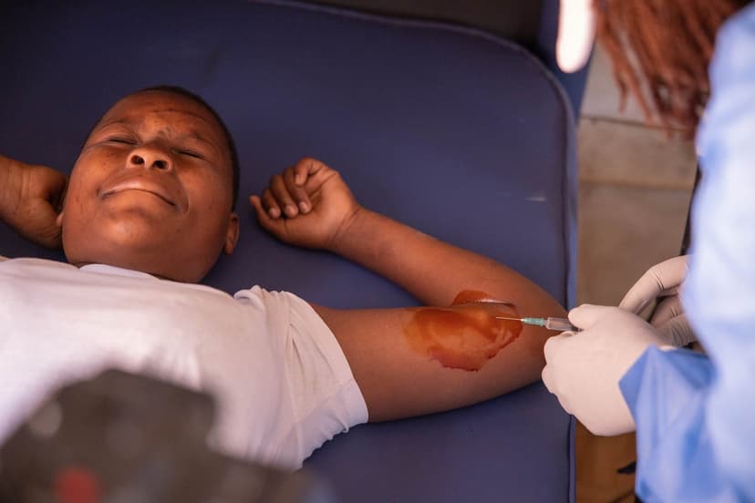 Secret Caravans: Africa's Youth Access Birth Control
