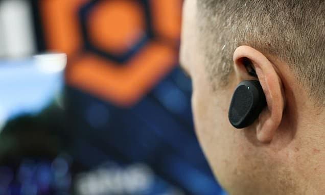 AI Earbuds: The Future of Voice Interaction?