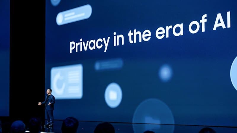 AI's Rise: Tech Jobs Vanish for Professionals