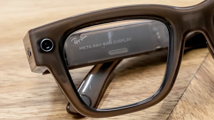 Smart Glasses See 100% Annual Growth