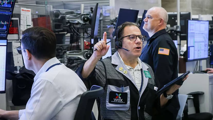 AI Stocks Rebound, Market Eyes Fed Rate Cut Hopes